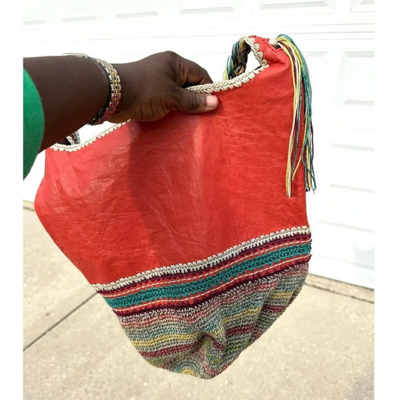 NOT AVAILABLE.  ‎ THE SAK BACK TO BALI HOBO IN CAYENNE SEMINYAK - Picture 9 of 12